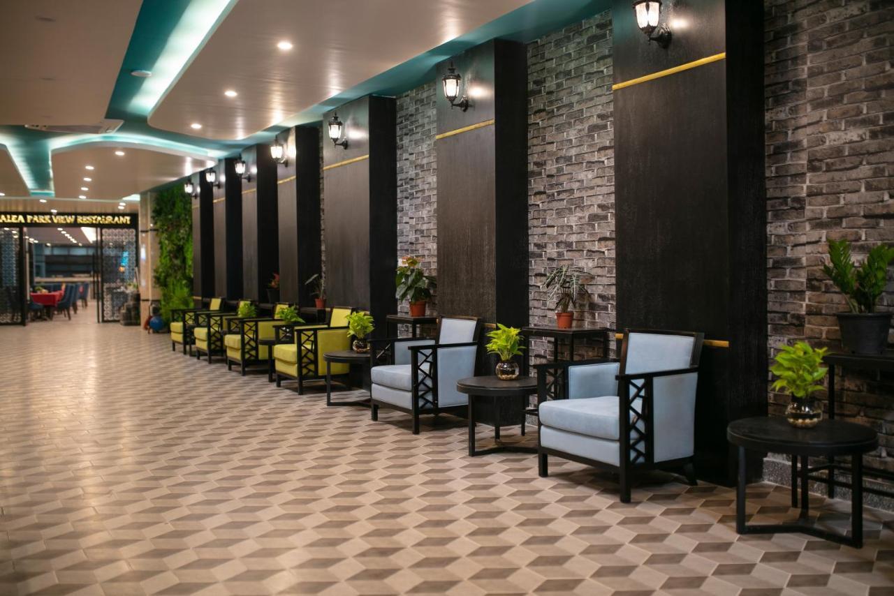 Azalea Parkview Hotel Vientiane Exterior photo
